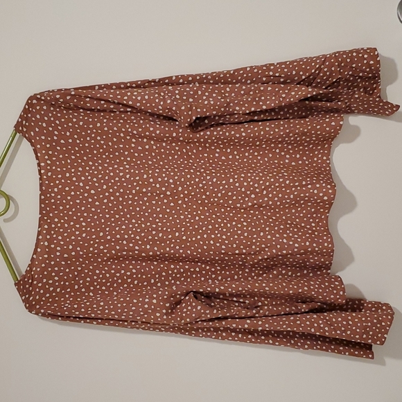 Forever 21 light brown white spots long sleeve top blouse size 2X - Picture 3 of 5